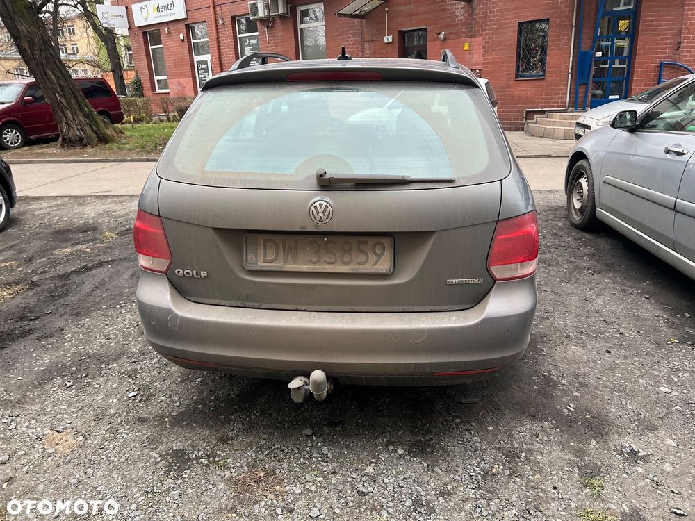 Volkswagen Golf 1.9 TDI DPF Comfortline BlueMotion - 9