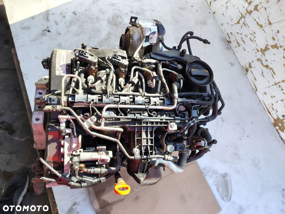 SILNIK KOMPLETNY CAY CAYC BEZ NASTAWNIKA VOLKSWAGEN GOLF 6 VI 1.6 TDI 86TYŚ - 12