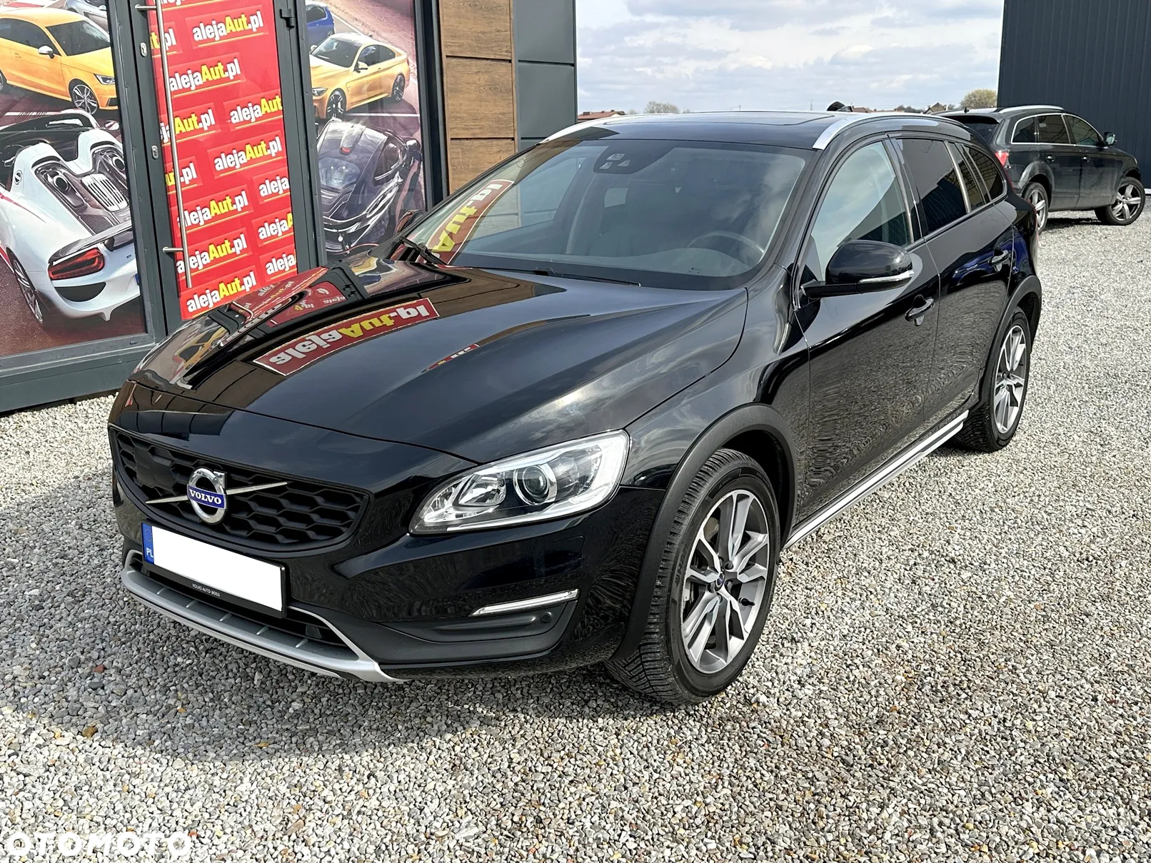Volvo V60 Cross Country T5 AWD Momentum - 3