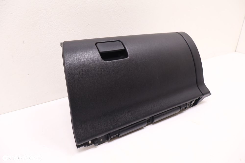 MITSUBISHI ECLIPSE CROSS SCHOWEK PASAŻERA 8006A602 - 3