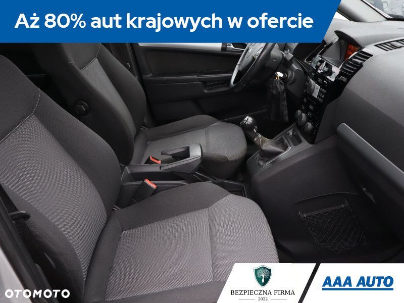 Opel Zafira - 11