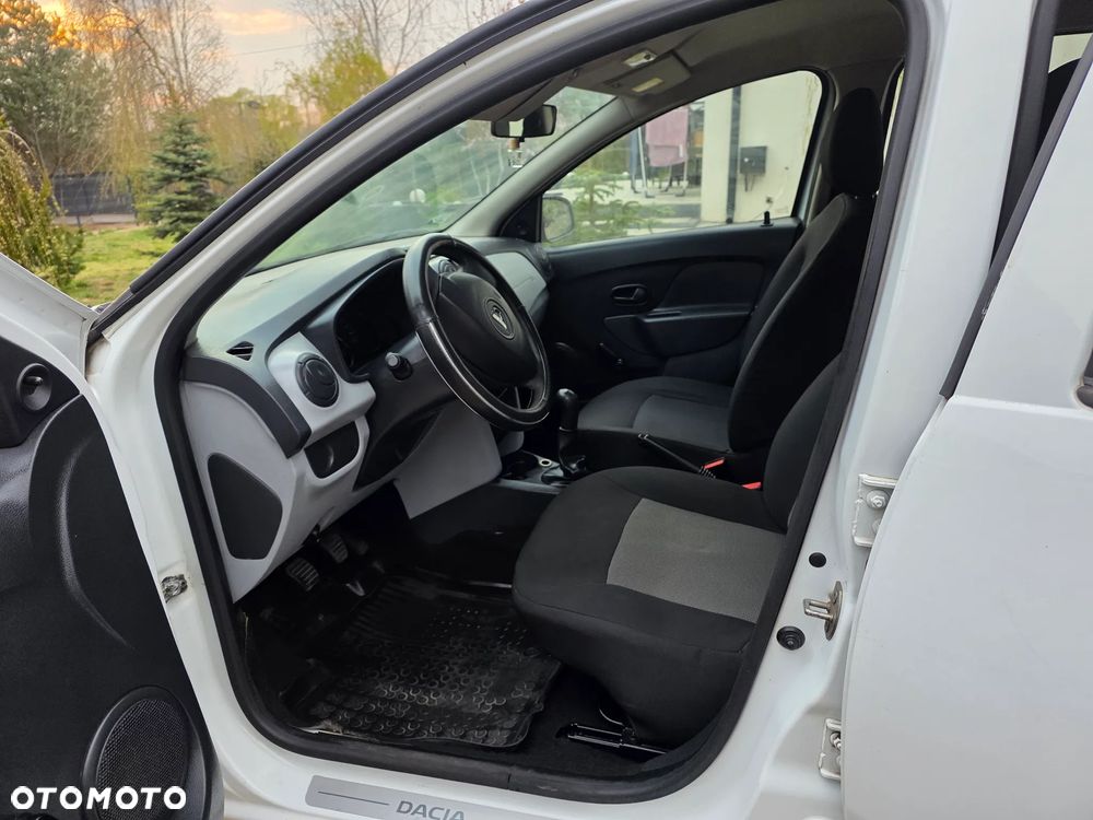 Dacia Sandero 1.2 16V Access - 11
