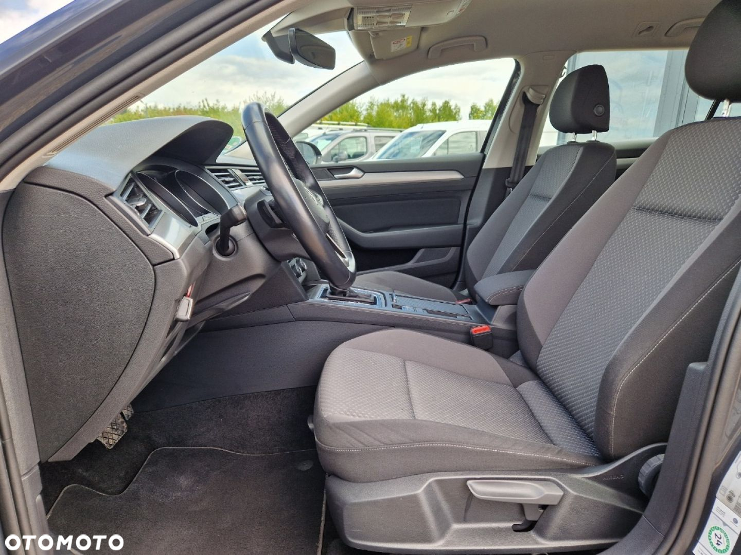 Volkswagen Passat Variant 2.0 TDI SCR DSG - 5