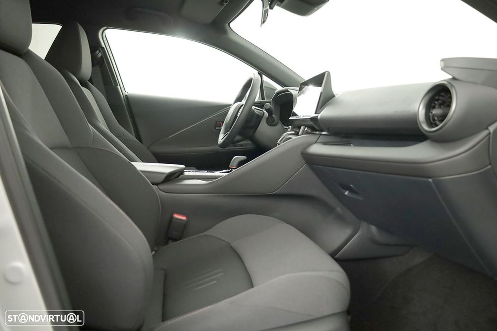 Toyota C-HR 2.0 HDF Plug-in Square Collection - 21