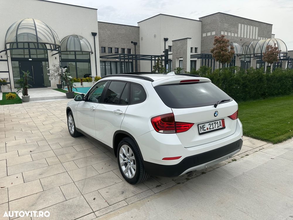 BMW X1 xDrive18d Sport Line - 11