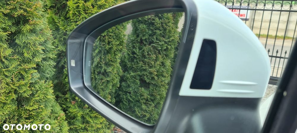 Volkswagen Tiguan 2.0 TDI SCR DSG R-Line - 11