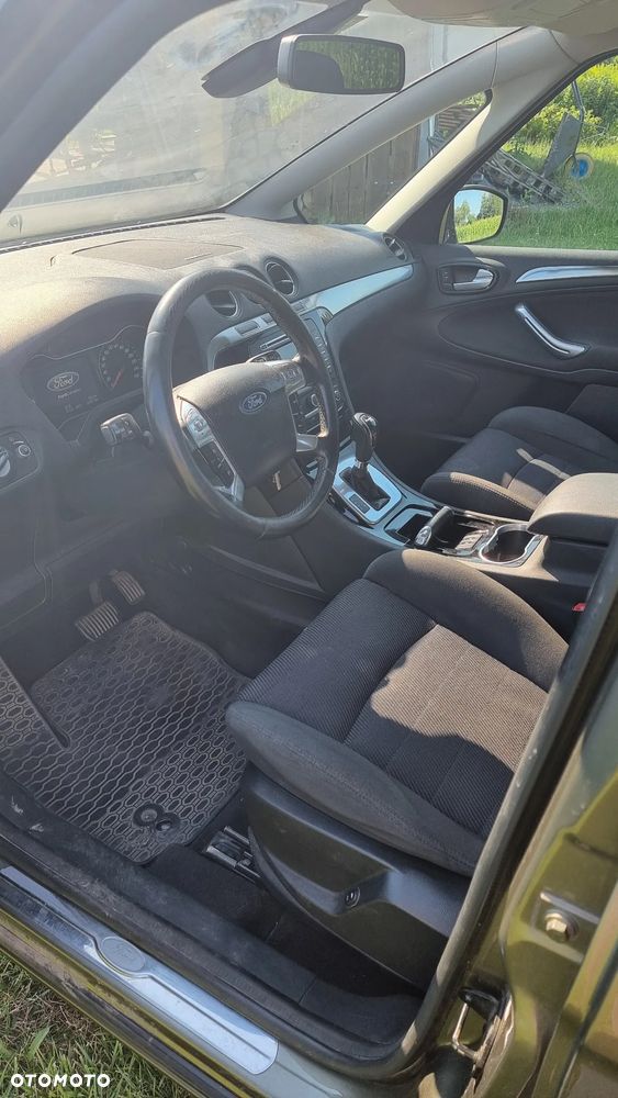 Ford S-Max - 8
