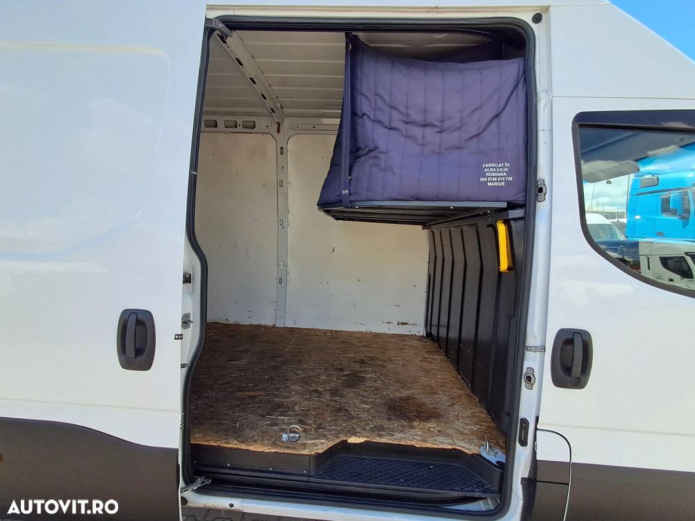Iveco DAILY 35S14 FURGON 2.3D 136CP EURO 6 - 9