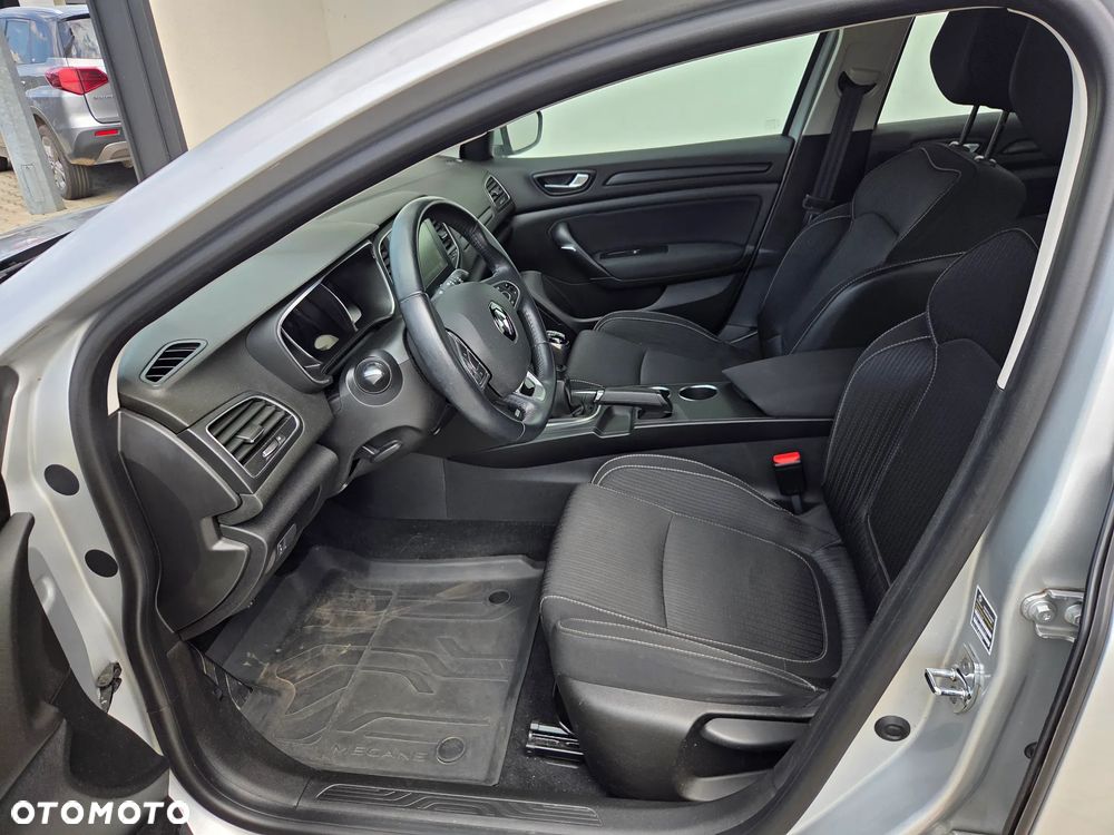 Renault Megane - 8
