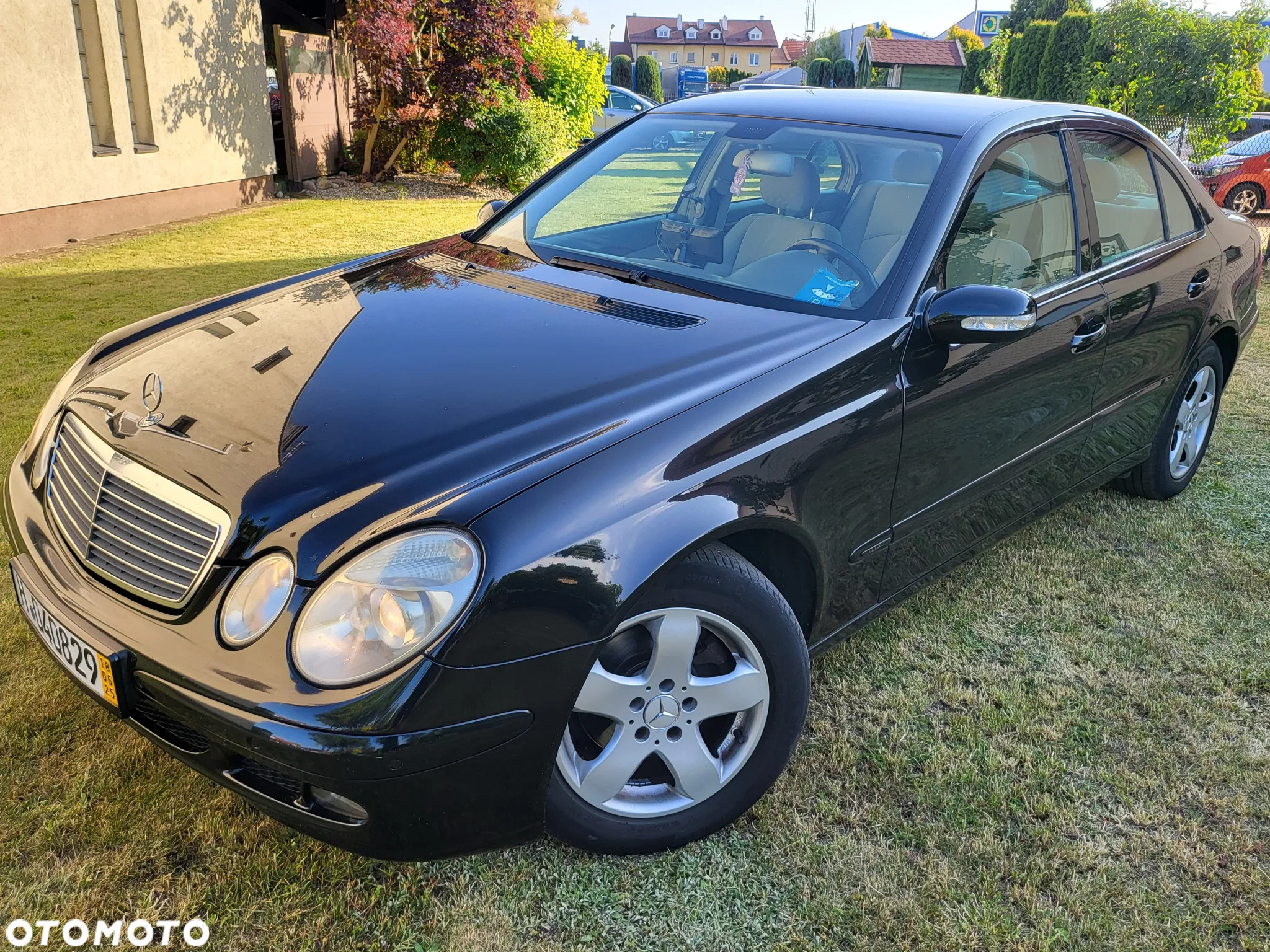Mercedes-Benz Klasa E 200 Kompressor Classic - 32