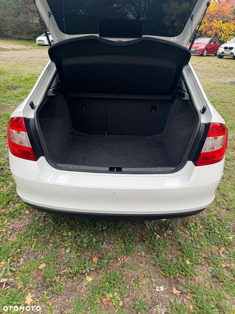 Skoda RAPID 1.6 TDI DPF Ambition Max - 11