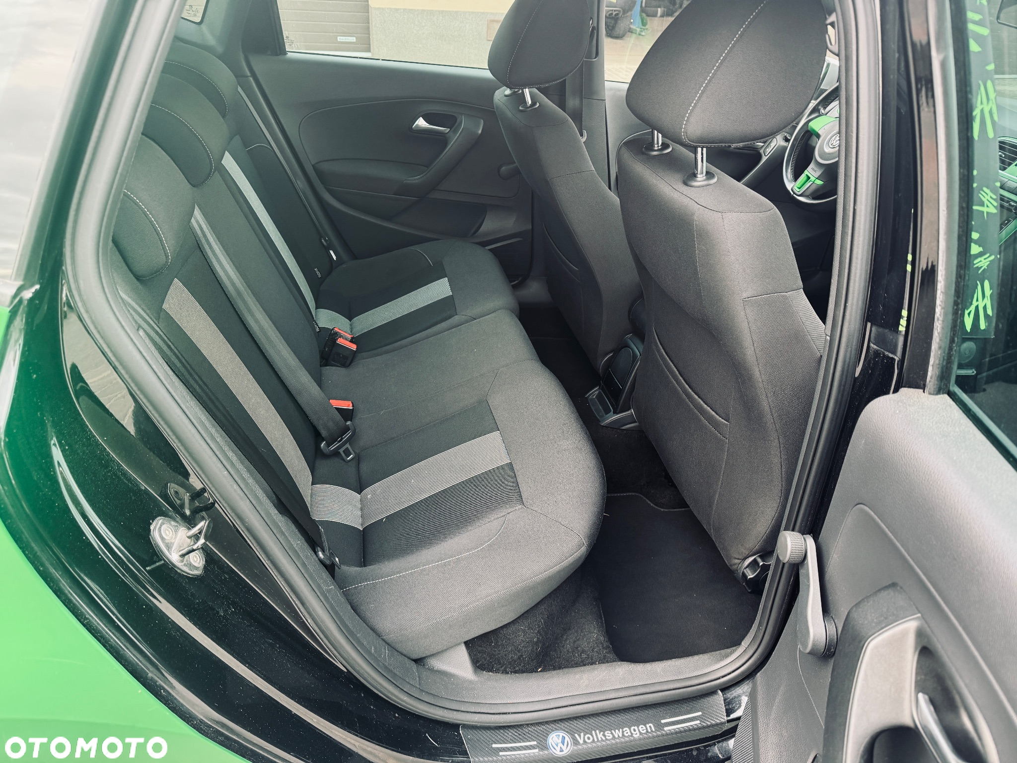 Volkswagen Polo 1.2 TSI MATCH - 14