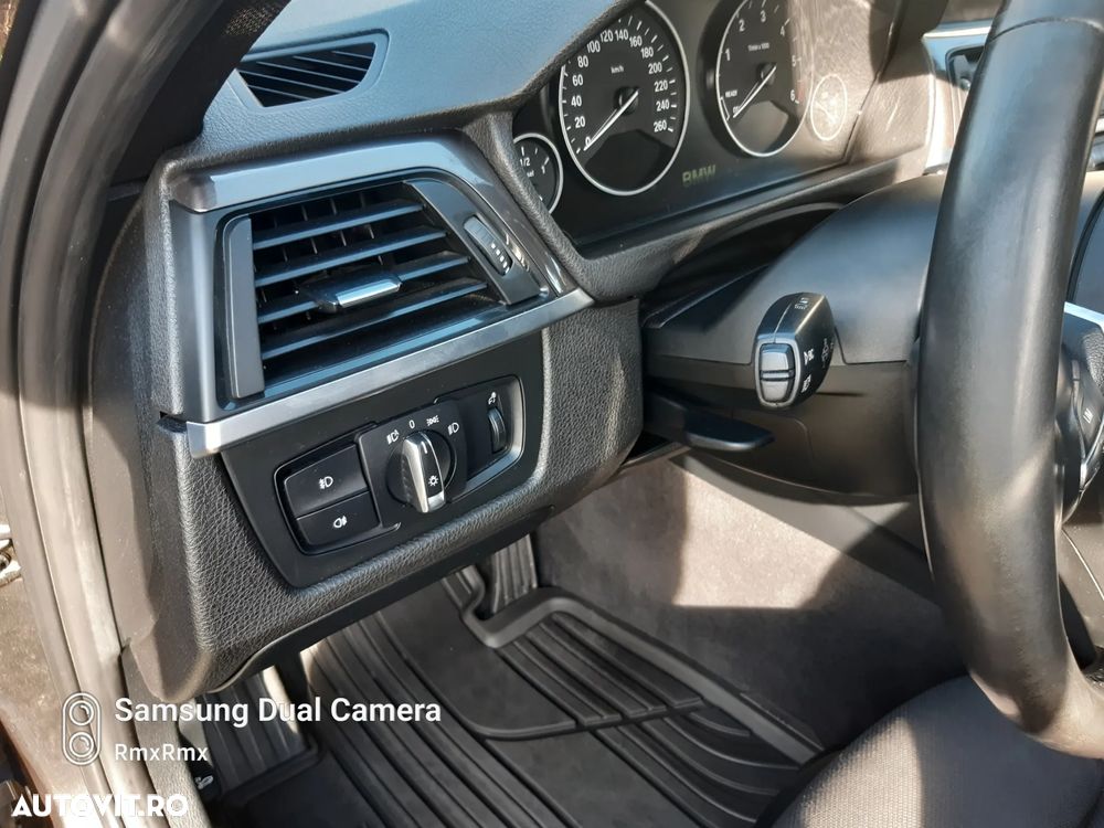 BMW Seria 3 320d Touring Aut. Modern Line - 14