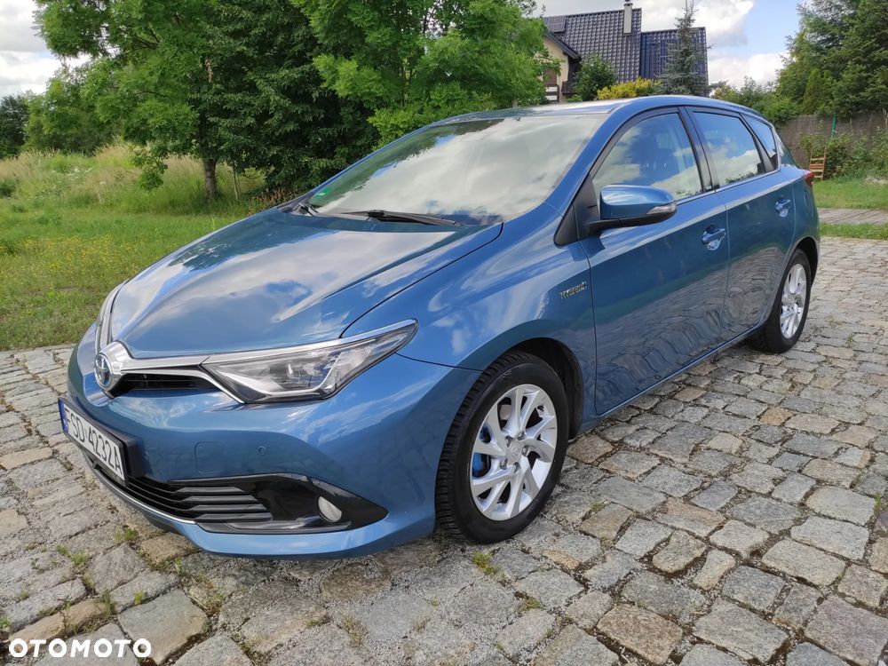Toyota Auris - 1