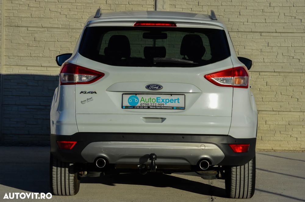 Ford Kuga 2.0 TDCi 2WD Titanium - 15