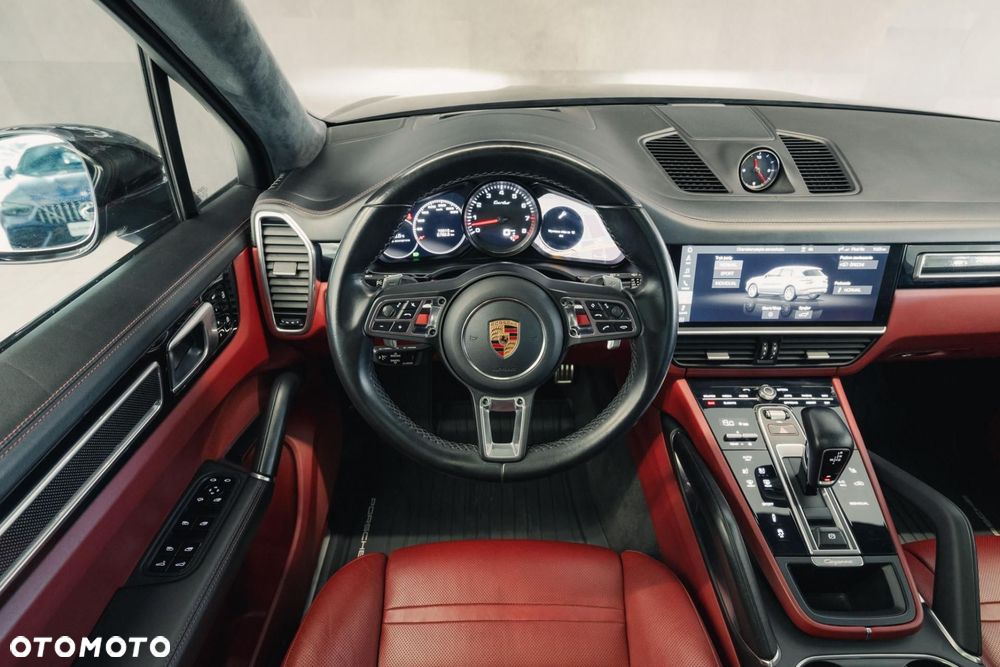 Porsche Cayenne Turbo - 12