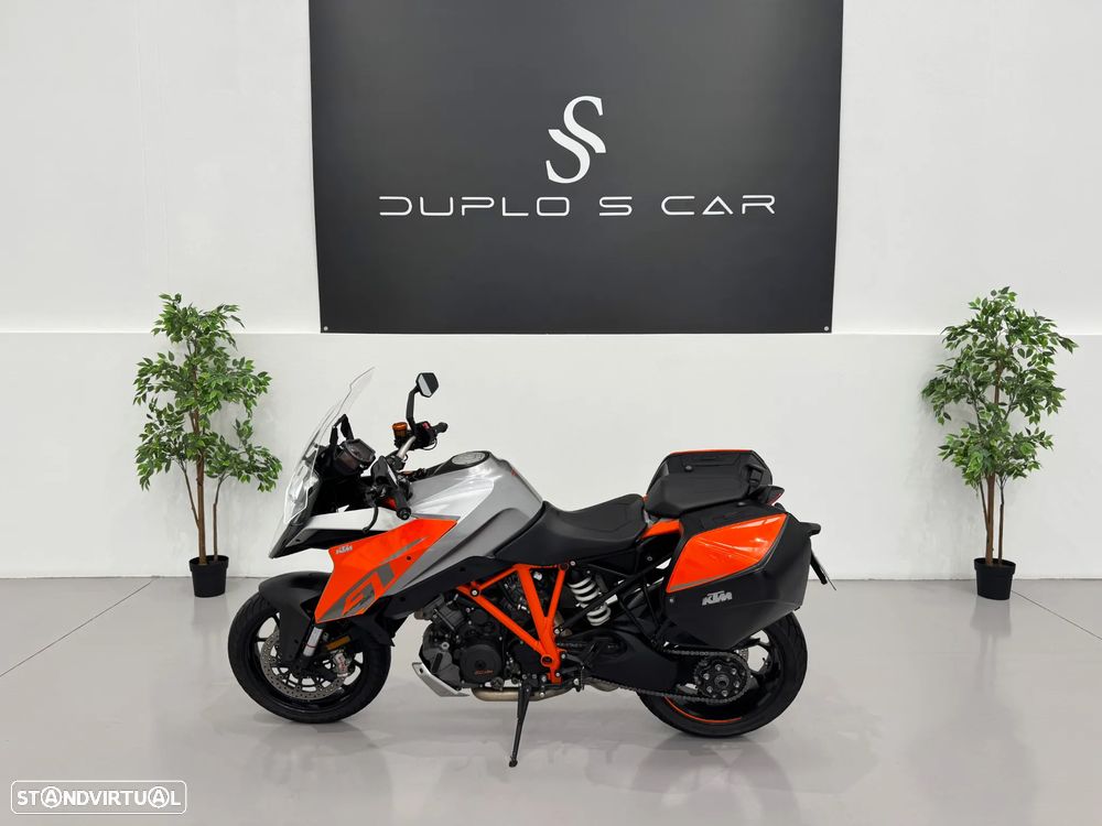 KTM Superduke GT - 2