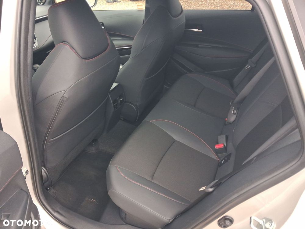Toyota Corolla 1.8 Hybrid GR Sport Dynamic - 10