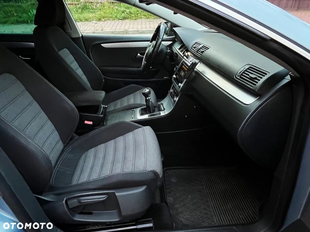 Volkswagen Passat CC 1.8 TSI Individual - 17