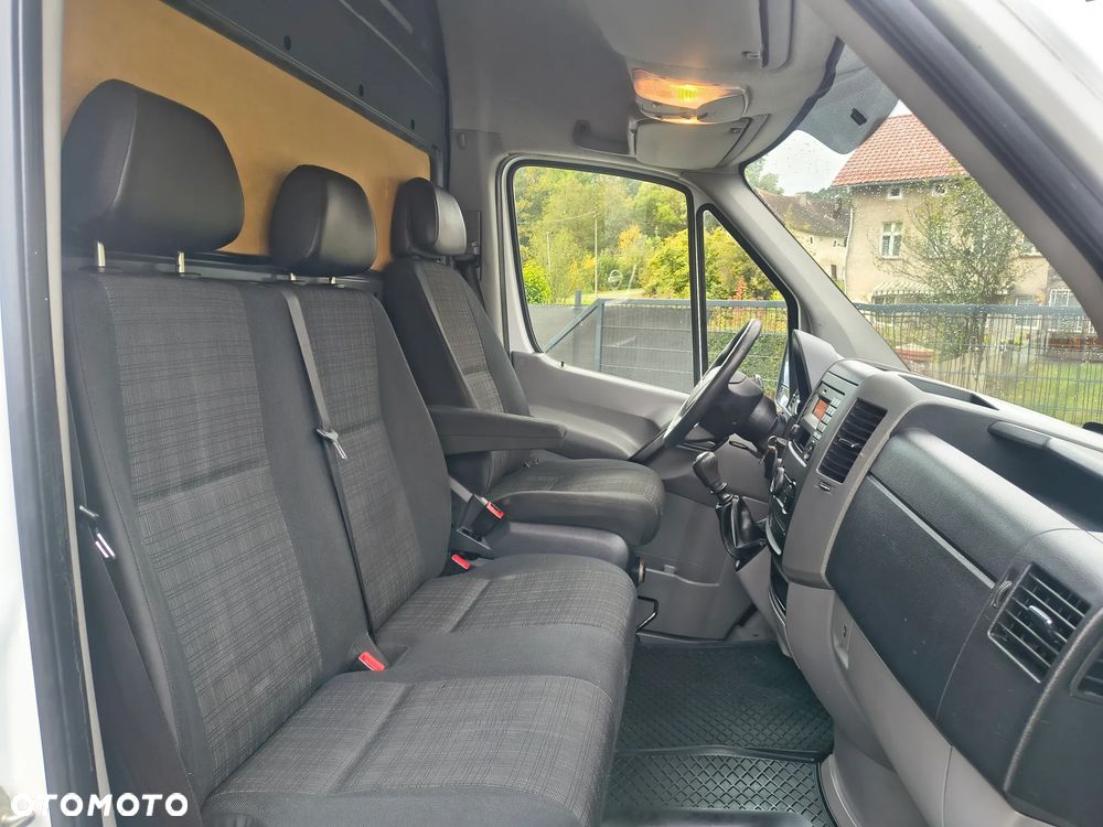 Mercedes-Benz Sprinter - 21