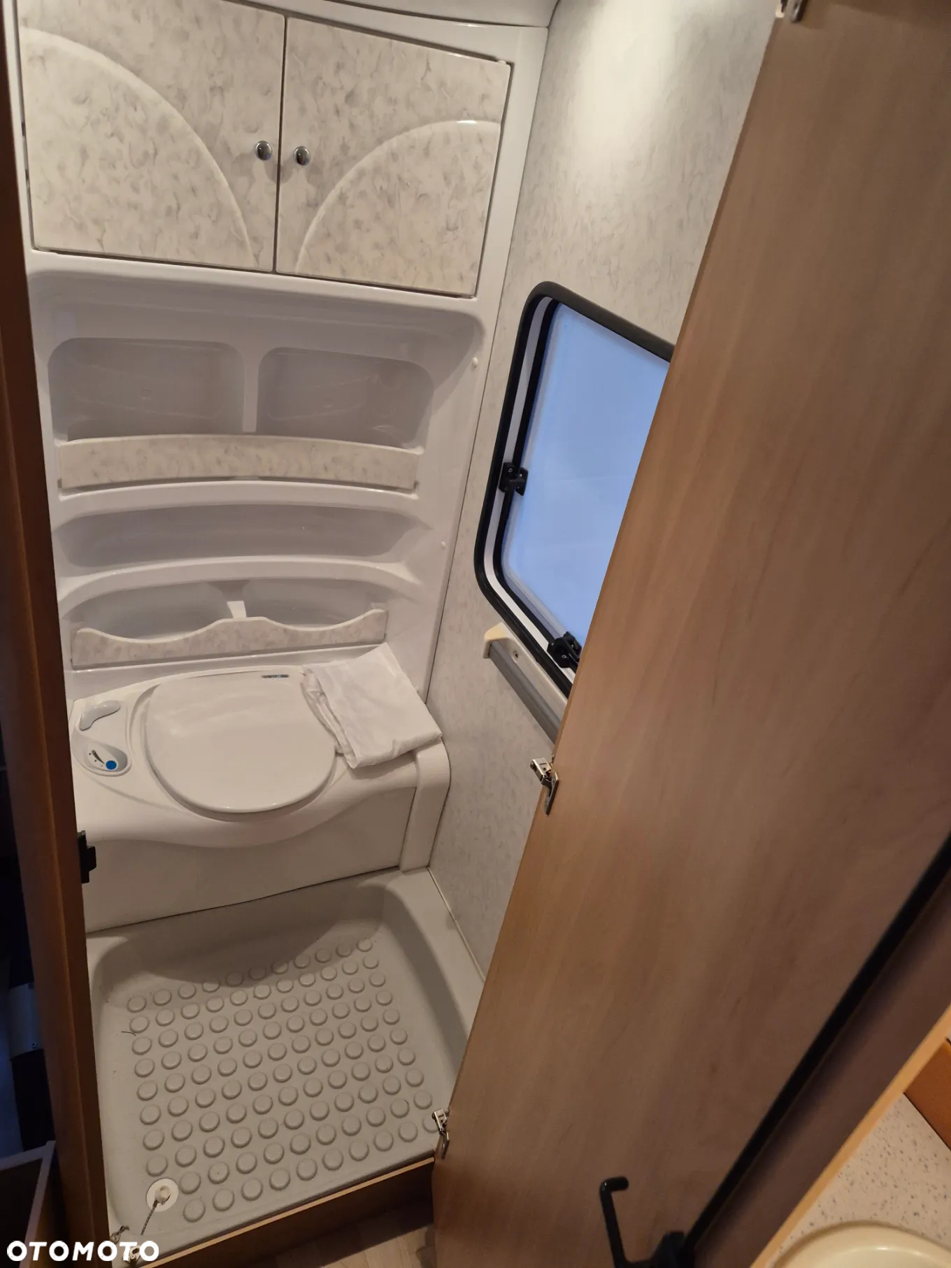 Hobby De luxe easy 460 - 6