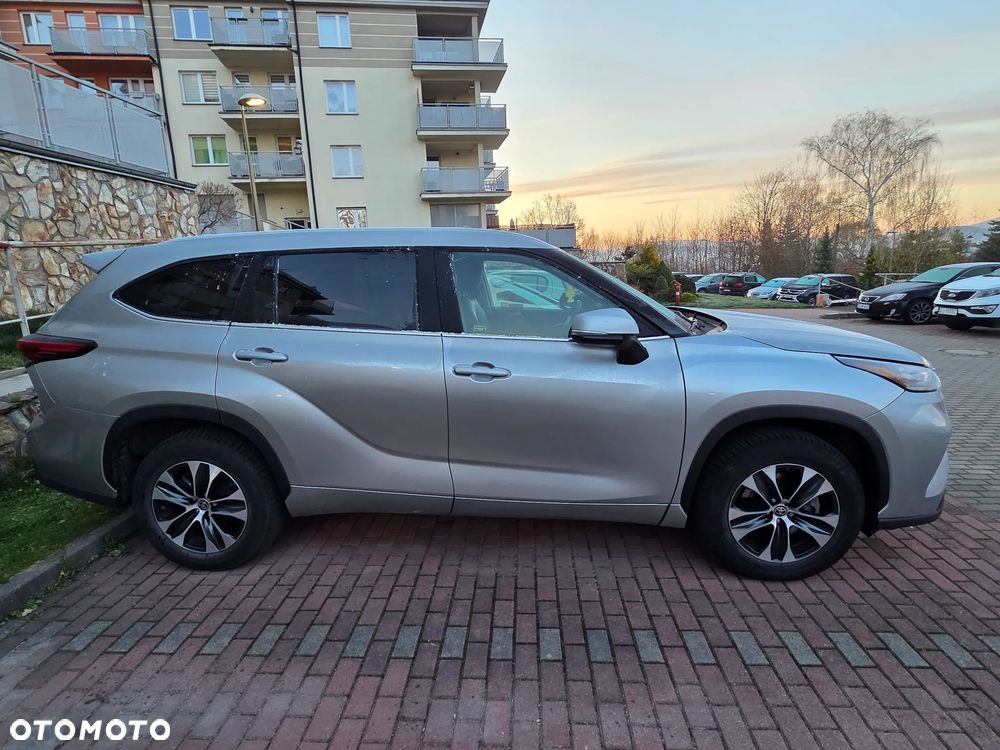 Toyota Highlander 2.5 Hybrid Comfort - 13