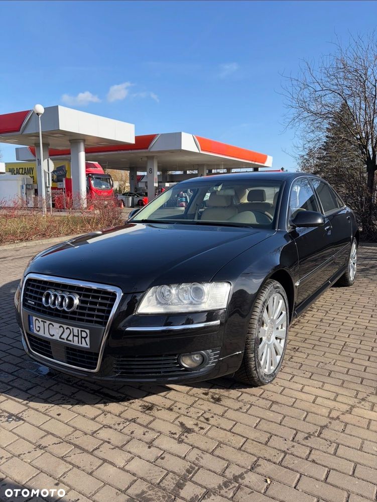 Audi A8 - 1