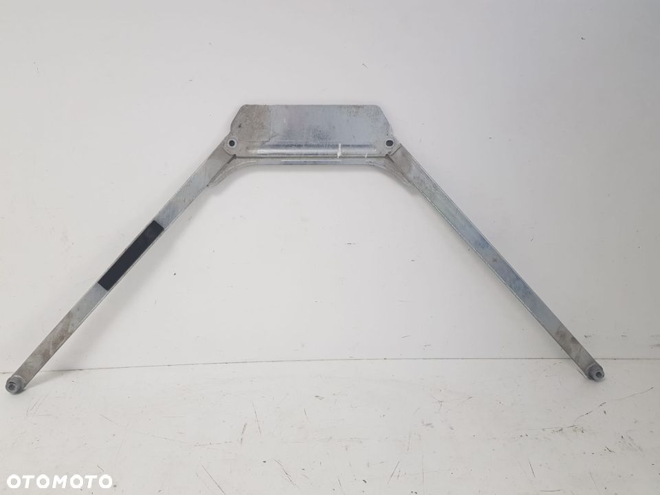 BELKA WSPORNIK ZAWIESZENIA TYŁ BMW 1 F40 6895089