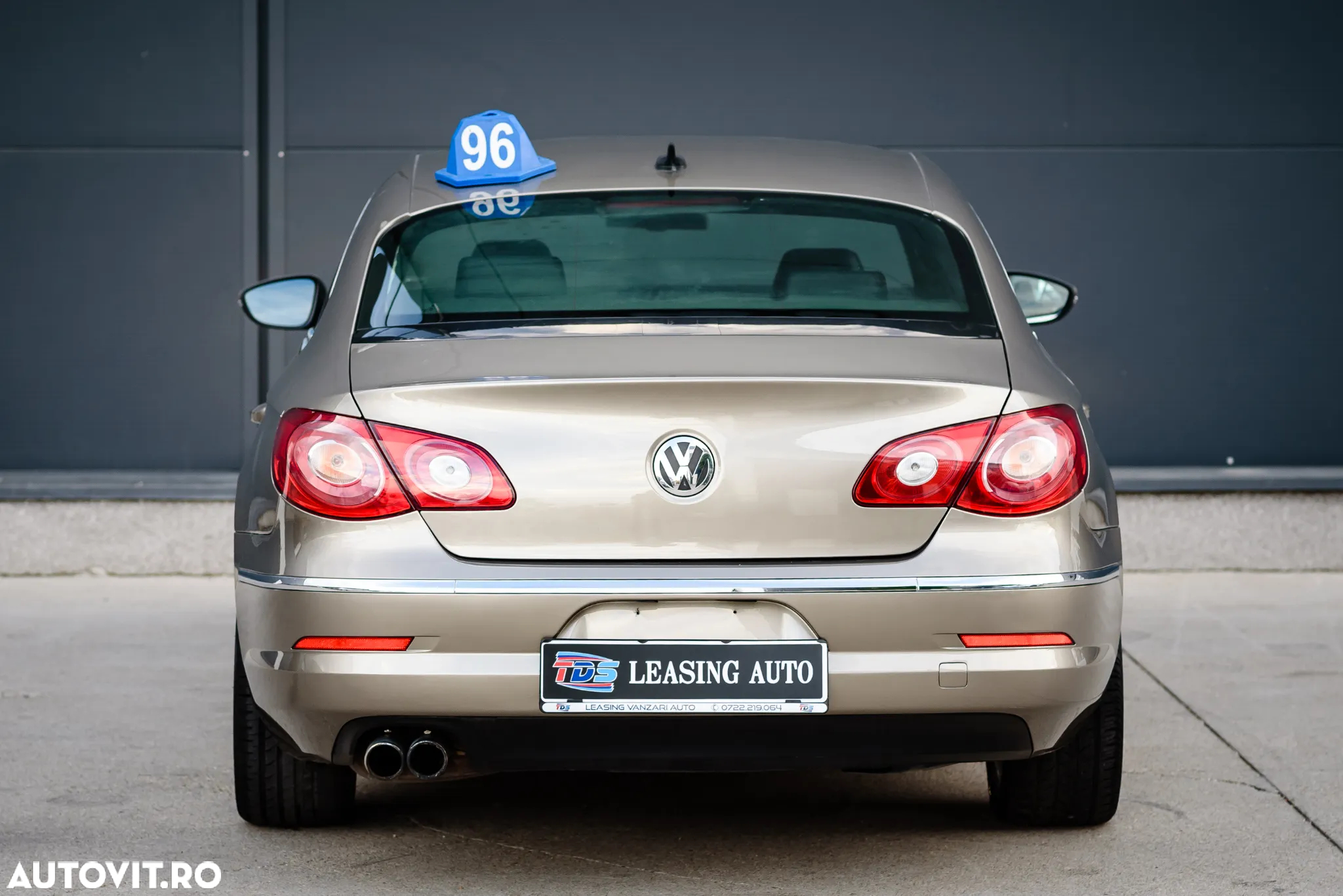 Volkswagen Passat CC 2.0 TSI DSG - 8
