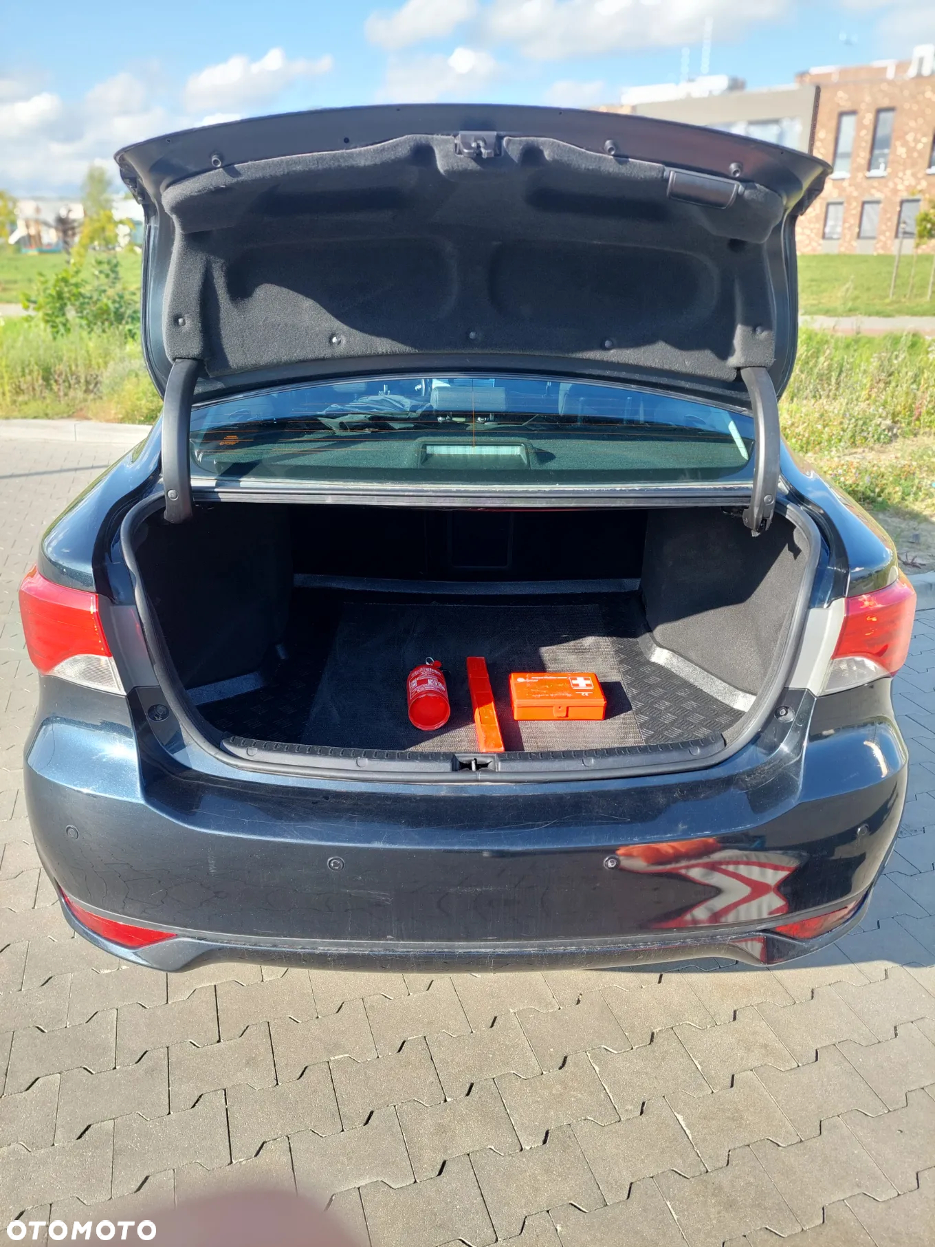 Toyota Avensis 1.8 Active - 4