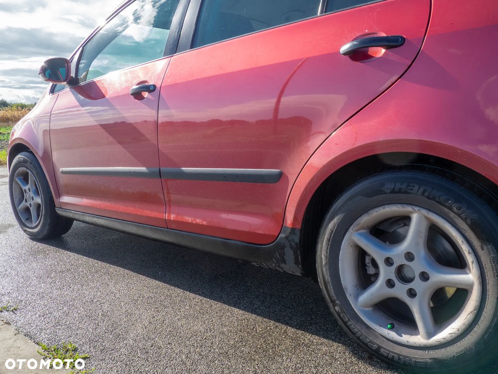 Volkswagen Golf Plus 1.6 FSI Trendline - 2