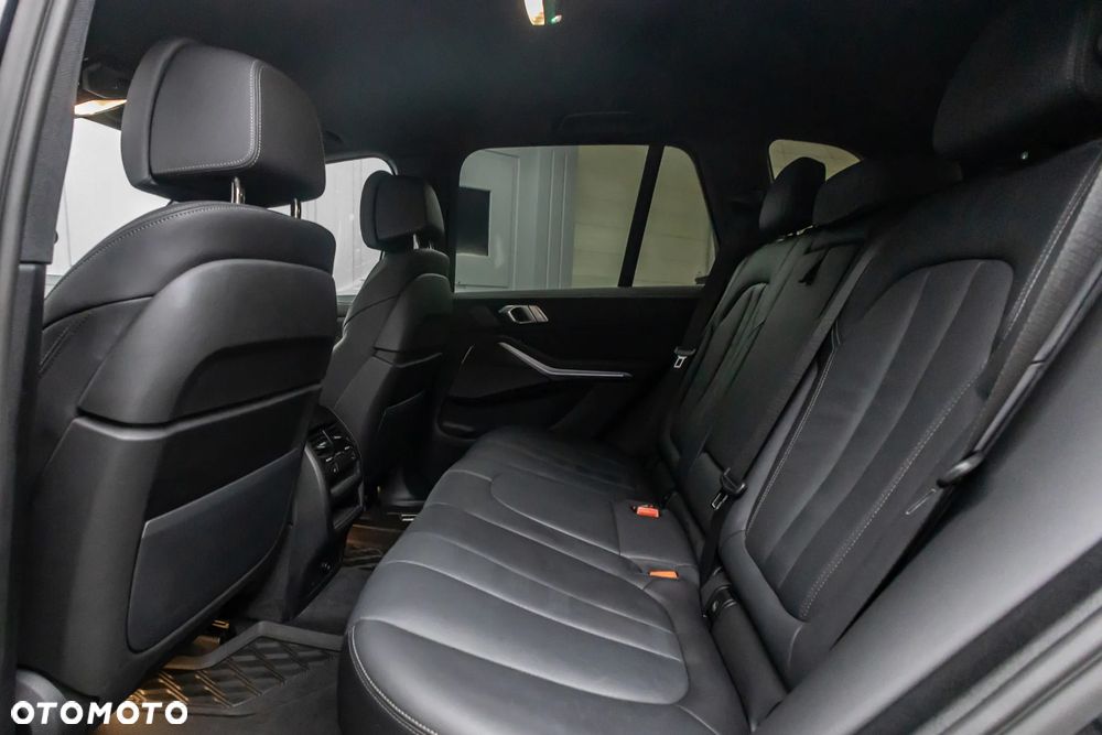 BMW X5 xDrive40d mHEV sport - 25