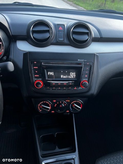 Suzuki Swift 1.2 Dualjet SHVS Premium Plus - 9