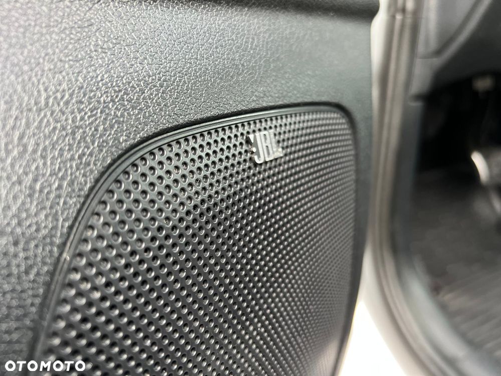 Kia Sportage 1.6 T-GDI AWD DCT GT LINE - 19