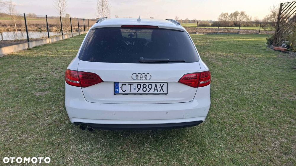 Audi A4 Avant 2.0 TDI DPF Ambiente - 5