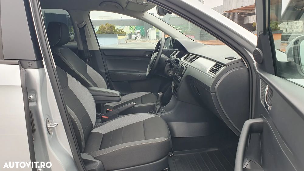 Skoda RAPID 1.2 TSI Style - 7