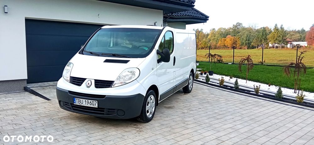 Renault Trafic - 1