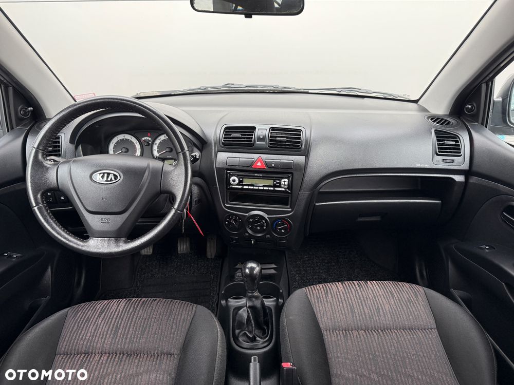 Kia Picanto - 13