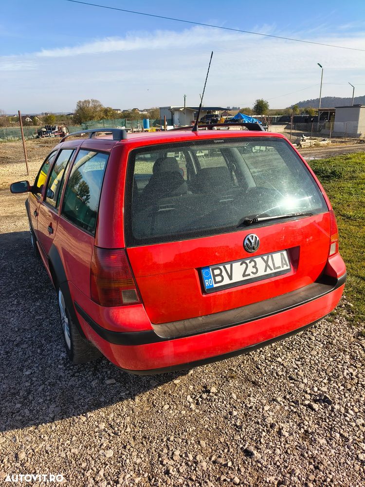Volkswagen Golf - 4