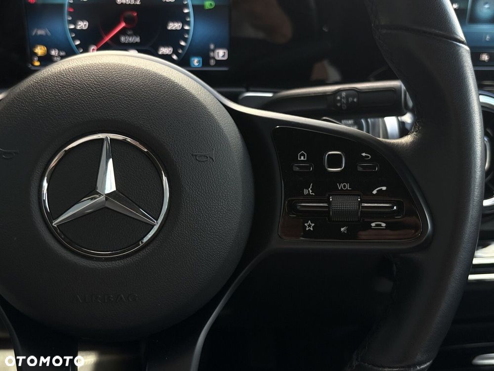 Mercedes-Benz GLB 200 7G-DCT - 18