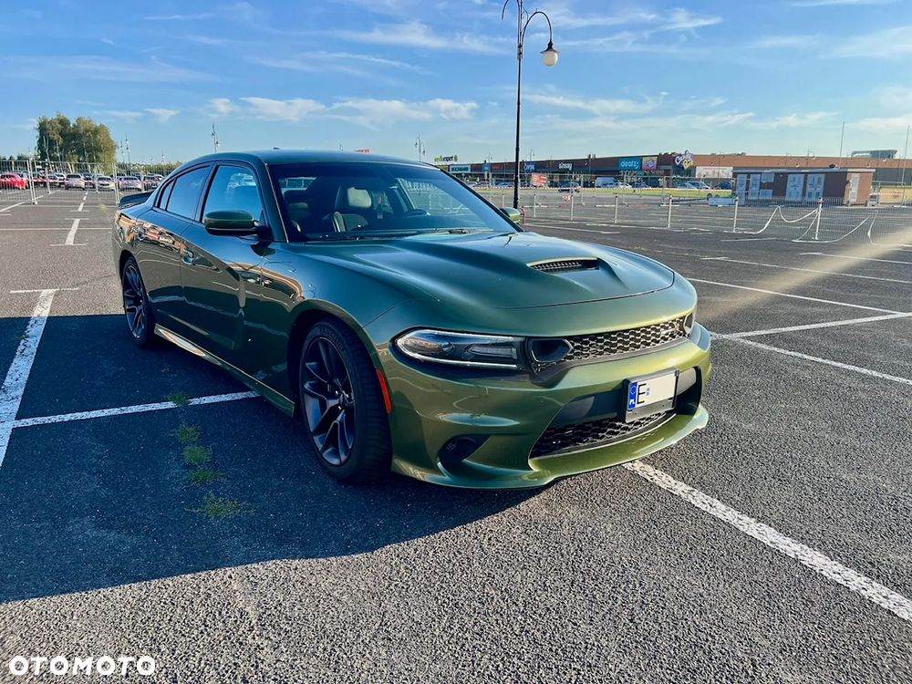 Dodge Charger 6.4 Scat Pack - 6