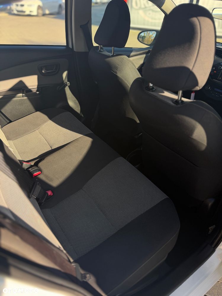 Toyota Yaris - 18