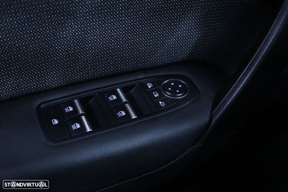 Renault Captur 1.0 TCe Techno - 26