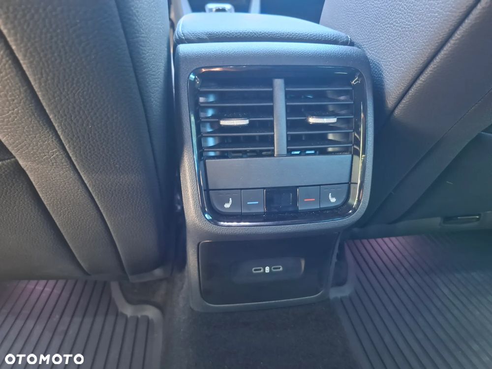 Skoda Octavia 1.5 TSI mHEV Sportline DSG - 14