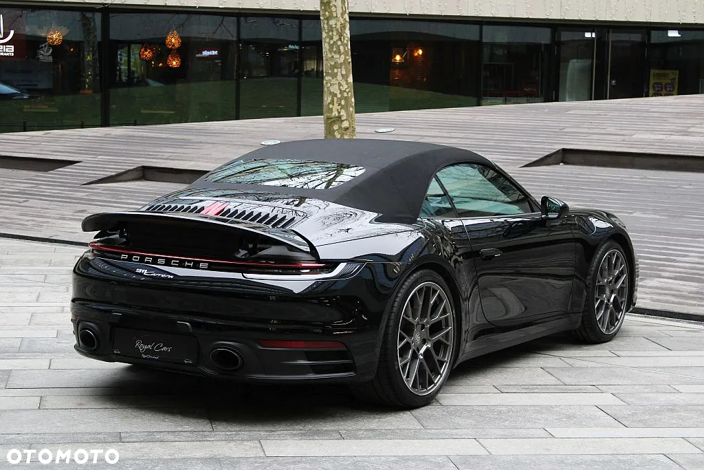 Porsche 911 Carrera Cabriolet PDK - 4