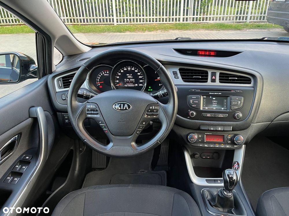 Kia Ceed 1.6 GDI XL - 28