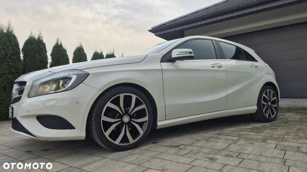 Mercedes-Benz Klasa A 180 (BlueEFFICIENCY) Urban - 8