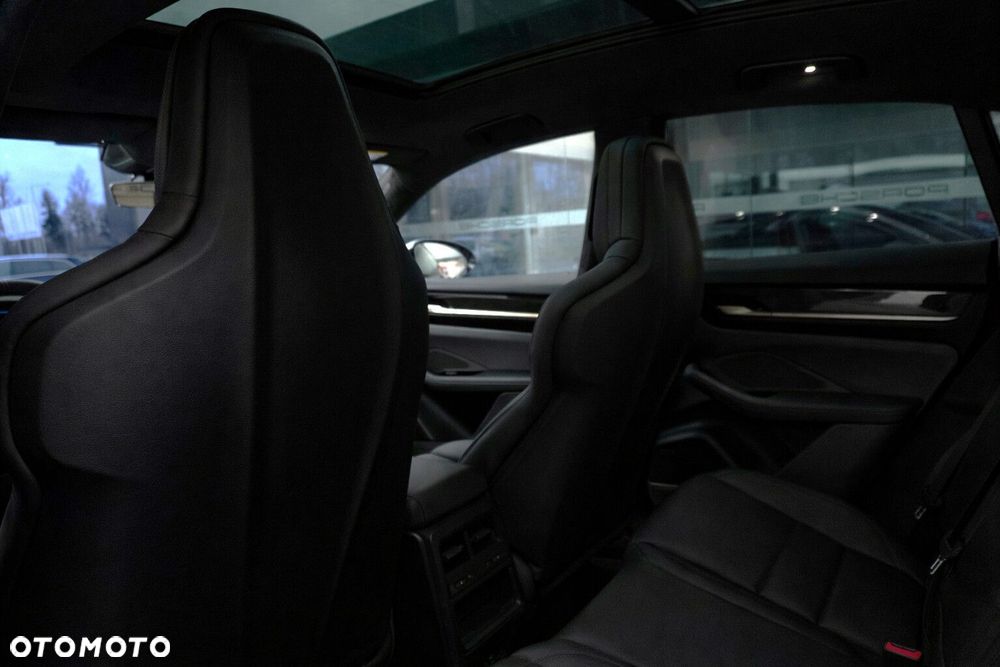 Porsche Macan - 15