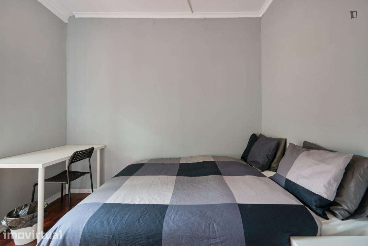 Quarto - localizado em Entrecampos Lisbon - Grande imagem: 3/31