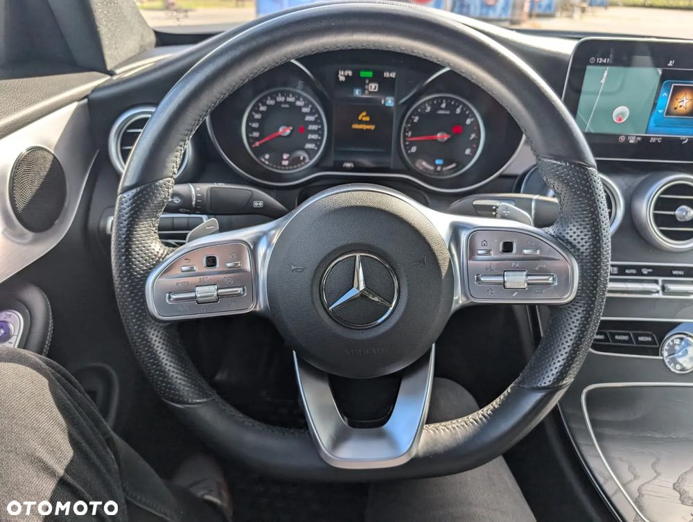 Mercedes-Benz Klasa C 300 Coupe 9G-TRONIC AMG Line - 6